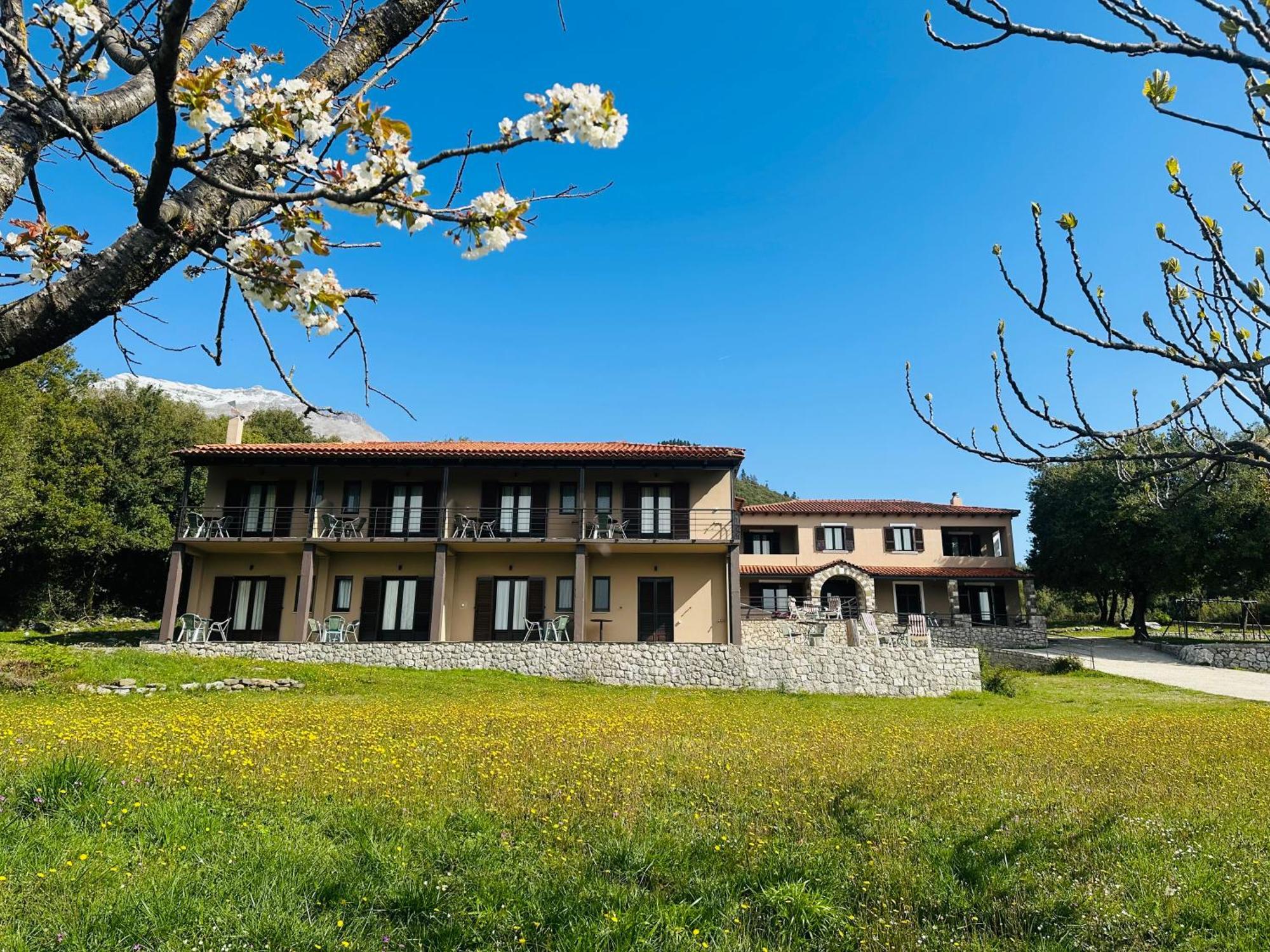 Panthoron Tzoumerka Vourgareli Exterior photo